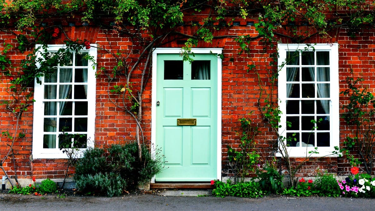 How to Accent Your Front Door