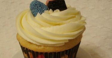 Vanilla Cupcakes with Licorice Frosting